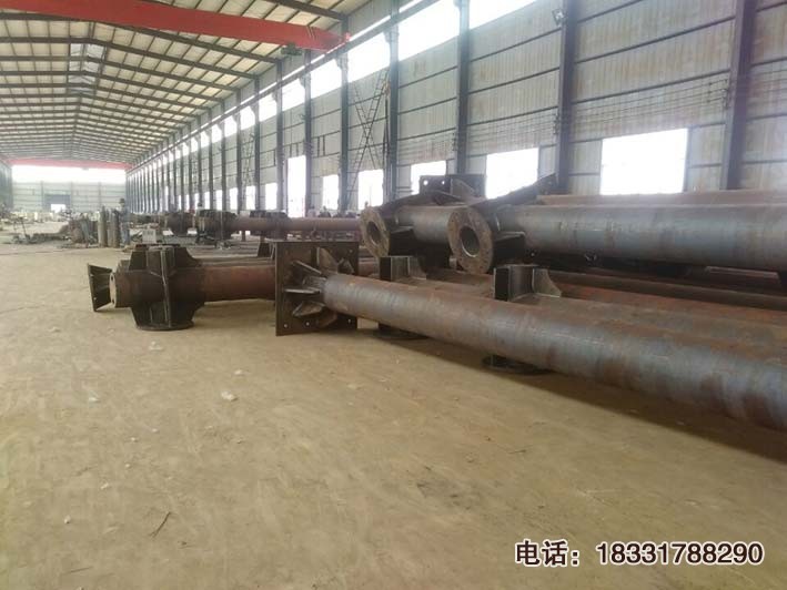 標(biāo)志桿加工車(chē)間